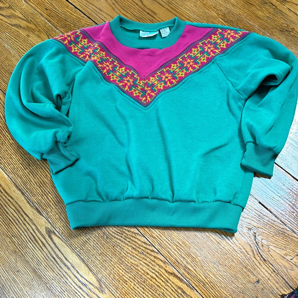 Center Aisle Vintage green sweatshirt with sweater knit pink panel. Medium.